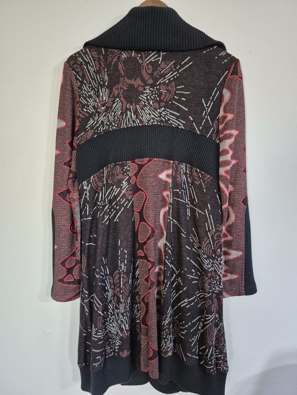 Joseph Ribkoff Retro Multi Pattern Long Line Sweater Jacket Size 16 - Picture 2 of 10